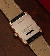 Afbeelding in Gallery-weergave laden, Cartier Tank Solo 'Small' 3168 Box & Papers / Black Strap (2014)