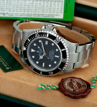 Afbeelding in Gallery-weergave laden, Rolex Sea-Dweller 16600 (Full-Set / Tool-Kit / Unpolished / 2004)
