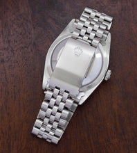 Afbeelding in Gallery-weergave laden, Rolex Datejust 16234 'Silver / Cream Patina Diamond Dial' (1990)