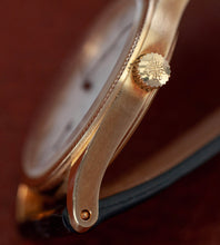 Load image into Gallery viewer, Patek Philippe Calatrava 3796D 'Clous de Paris' (Ca. 1991)