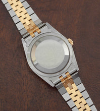 Afbeelding in Gallery-weergave laden, Rolex Datejust 16233 'Champagne Dial' (1988)