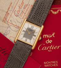 Afbeelding in Gallery-weergave laden, Cartier Tank Must de 'Grey Art Deco Dial' Ref. 520005 (LM) + Papers Ca. 1991