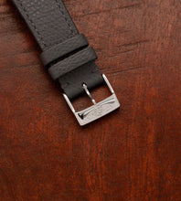 Afbeelding in Gallery-weergave laden, Breitling Top Time Chronograph Ref. 2002-33 'Reverse Panda' (Ca. 1970)