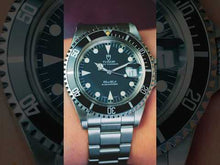 Video laden en afspelen in Gallery-weergave, Tudor Submariner 79090 + Box (1993)