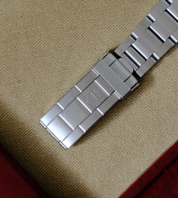 Afbeelding in Gallery-weergave laden, Tudor Submariner 79090 + Box (1989)