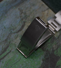 Afbeelding in Gallery-weergave laden, Rolex Date 1501 'Silver dial' + Box 1979