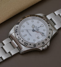 Afbeelding in Gallery-weergave laden, Rolex Explorer II 16570 'Polar'