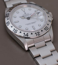 Afbeelding in Gallery-weergave laden, Rolex Explorer II 16570 'Polar'