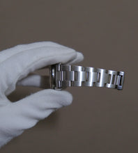 Afbeelding in Gallery-weergave laden, Rolex Datejust 16200 'Silver/Crème dial' 1998/1999