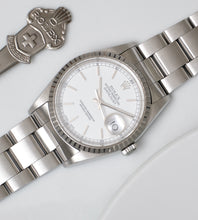 Afbeelding in Gallery-weergave laden, Rolex Datejust 16220 Porcelain Dial 1999