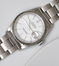 Afbeelding in Gallery-weergave laden, Rolex Datejust 16220 Porcelain Dial 1999