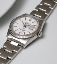Afbeelding in Gallery-weergave laden, Rolex Datejust 16220 Porcelain Dial 1999