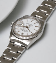 Afbeelding in Gallery-weergave laden, Rolex Datejust 16220 Porcelain Dial 1999