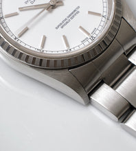 Afbeelding in Gallery-weergave laden, Rolex Datejust 16220 Porcelain Dial 1999