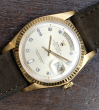Afbeelding in Gallery-weergave laden, Rolex Day-Date 1803 Diamond Dial 1977