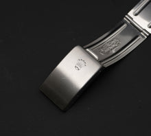 Afbeelding in Gallery-weergave laden, Rolex Datejust 16013 Black Tapestry Dial 1987