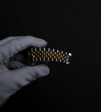 Afbeelding in Gallery-weergave laden, Rolex Datejust 16013 Black Tapestry Dial 1987