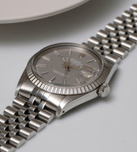 Afbeelding in Gallery-weergave laden, Rolex Datejust 1603 Ghost Dial 1976 + Service papers