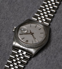 Afbeelding in Gallery-weergave laden, Rolex Datejust 1603 Ghost Dial 1976 + Service papers