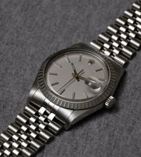 Afbeelding in Gallery-weergave laden, Rolex Datejust 1603 Ghost Dial 1976 + Service papers