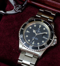 Afbeelding in Gallery-weergave laden, Tudor Submariner 79090 + Box (1993)