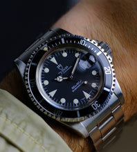 Afbeelding in Gallery-weergave laden, Tudor Submariner 79090 + Box (1993)