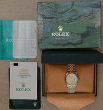 Afbeelding in Gallery-weergave laden, Rolex Datejust 16233 'Champagne Dial' 1990 (B+P)