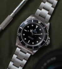 Afbeelding in Gallery-weergave laden, Rolex Submariner 14060 'No-Date' 1997