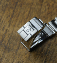 Afbeelding in Gallery-weergave laden, Rolex Explorer 114270 + Papers 2005