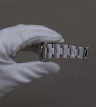 Afbeelding in Gallery-weergave laden, Rolex Explorer 114270 + Papers 2005