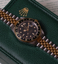Afbeelding in Gallery-weergave laden, Rolex GMT-Master II 16713 from 1991 (box + papers)