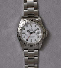 Afbeelding in Gallery-weergave laden, Rolex Explorer II 16570 Polar + Papers