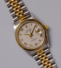 Afbeelding in Gallery-weergave laden, Rolex Datejust 16233 ''Pyramid Dial'' 1997