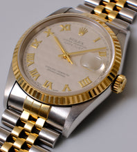 Afbeelding in Gallery-weergave laden, Rolex Datejust 16233 ''Pyramid Dial'' 1997