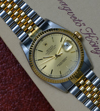 Afbeelding in Gallery-weergave laden, Rolex Datejust 16233 ''Champagne Dial'' 1993