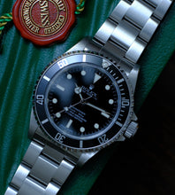 Afbeelding in Gallery-weergave laden, Rolex Submariner 14060M from 2006/2007 + Box