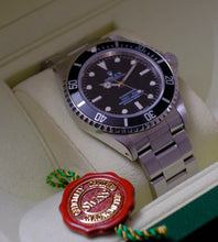 Afbeelding in Gallery-weergave laden, Rolex Submariner 14060M from 2006/2007 + Box