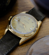 Afbeelding in Gallery-weergave laden, Rolex Day-Date 18038 ''Diamond Dial'' 1979