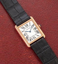 Afbeelding in Gallery-weergave laden, Cartier Tank Solo 'Large' 2742 / Full-Set / 2010 / Wempe Battery
