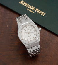 Afbeelding in Gallery-weergave laden, Audemars Piguet Royal Oak 14790ST 'White Dial' + Extract Of The Archives (2003)
