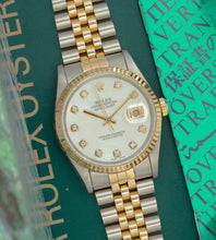 Afbeelding in Gallery-weergave laden, Rolex Datejust 16233 'MOP Dial' + Box &amp; Papers (2001)
