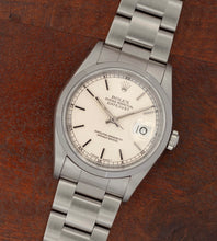 Afbeelding in Gallery-weergave laden, Rolex Datejust 16200 'Silver Patina Dial' (1997)
