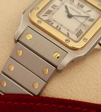 Afbeelding in Gallery-weergave laden, Cartier Santos Carrée 2961 - Cartier Service 2026 + Pouch
