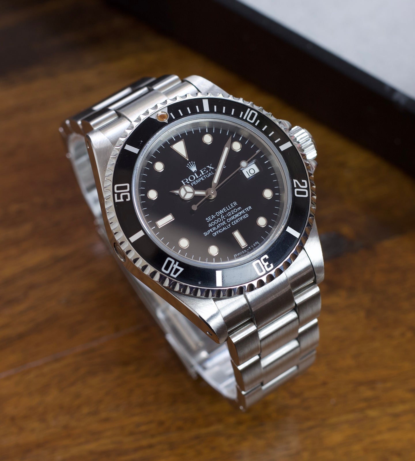 Rolex Sea-Dweller 16600 (1989)