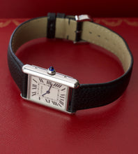 Afbeelding in Gallery-weergave laden, Cartier Tank Must &#39;Large&#39; 4323 (2022)
