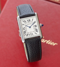 Afbeelding in Gallery-weergave laden, Cartier Tank Must &#39;Large&#39; 4323 (2022)
