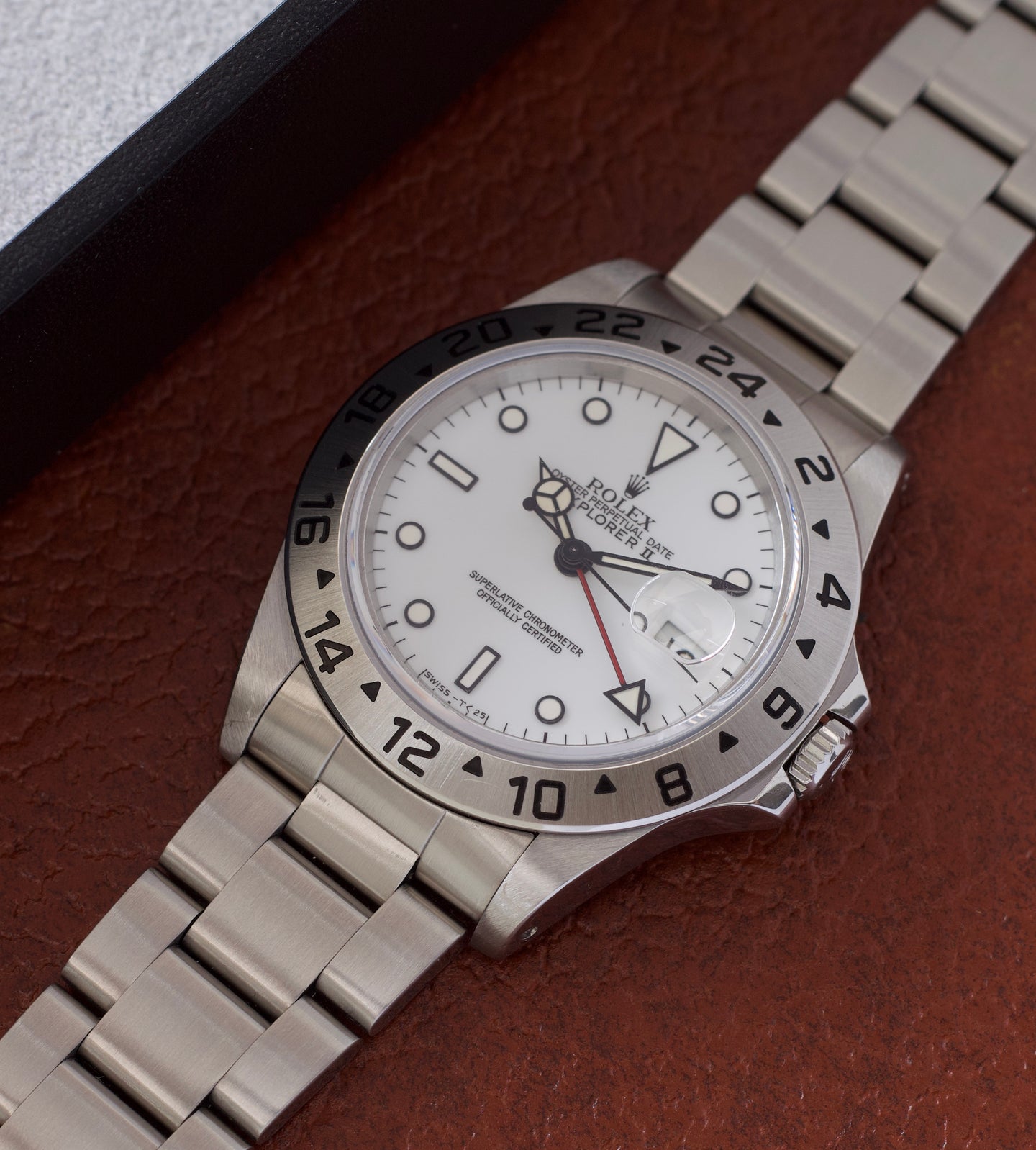 Rolex Explorer II 16570 'Polar' Creme Patina (1991) 