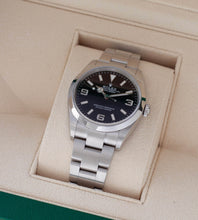 Afbeelding in Gallery-weergave laden, Rolex Explorer 124270 (Full-Set / NL delivered 2023)
