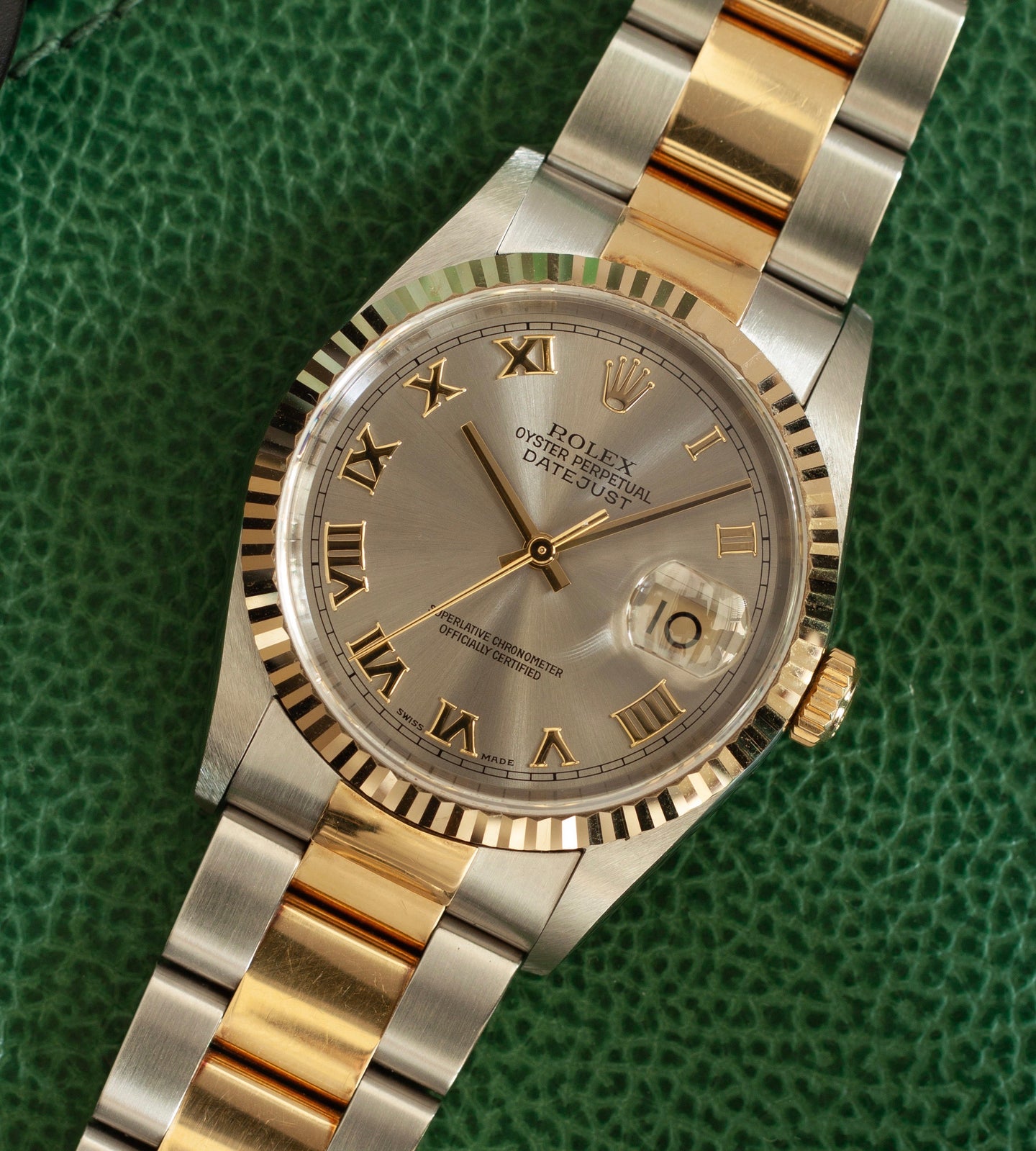 Rolex Datejust 16233 'Grey Roman Dial / Oyster Bracelet' + Box & Papers (2002)