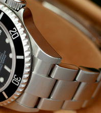 Load image into Gallery viewer, Rolex Sea-Dweller 16600 (Full-Set / Tool-Kit / Unpolished / 2004)

